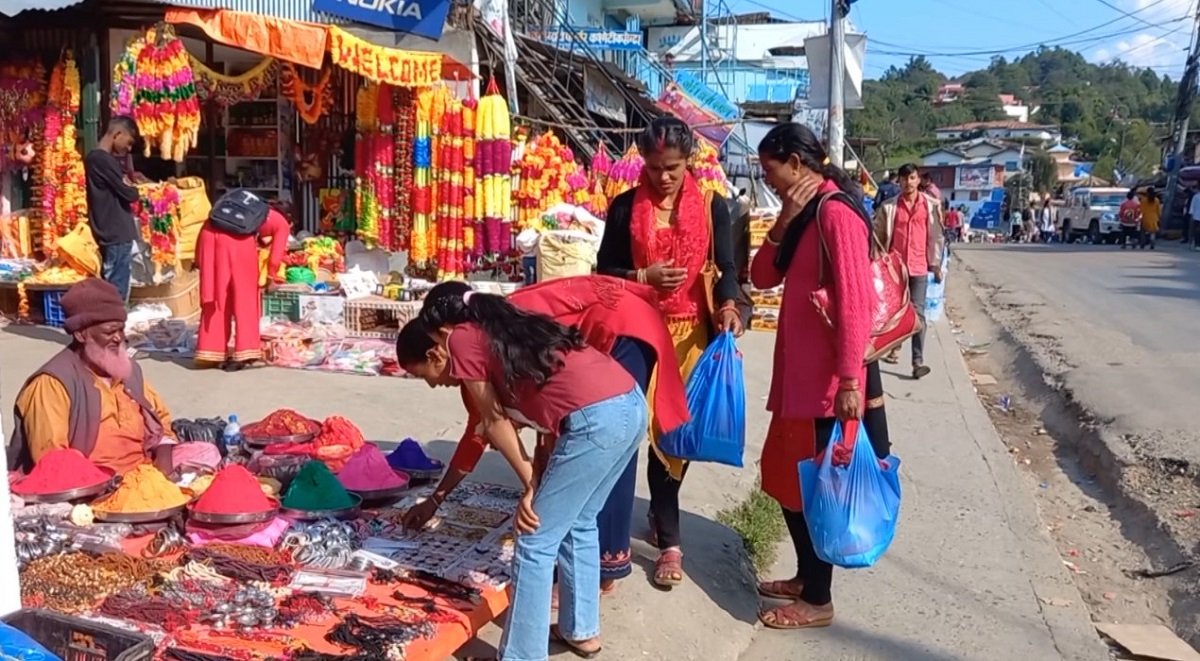 चाडपर्वको मुखमा उपभोक्ता महँगीको मारमा