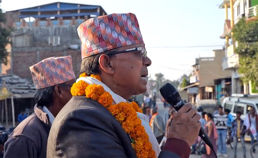 बर्दिया क्षेत्र नं. २ बाट रेशम चौधरीका बाबु स्वतन्त्र उम्मेदवार लालवीर चौधरी निर्वाचित