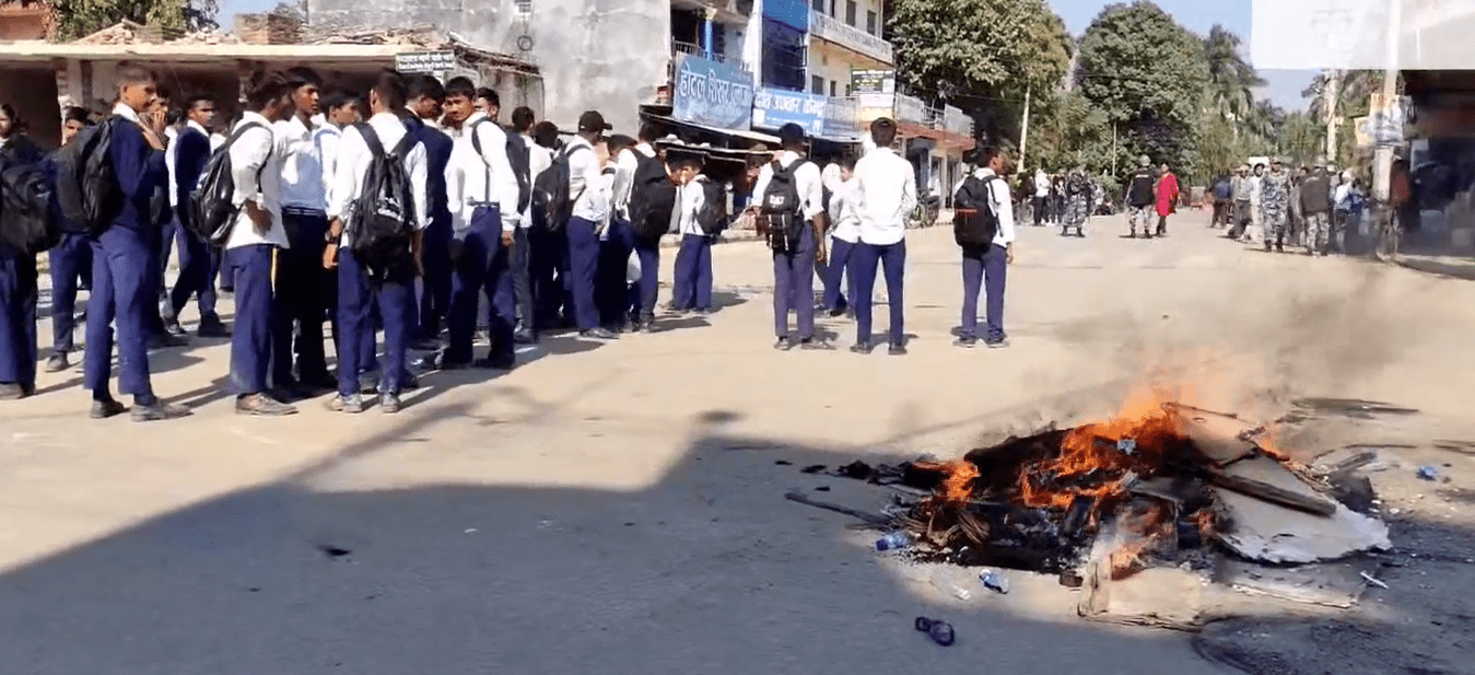 धनगढी बजार दोस्रो दिन पनि तनावग्रस्त