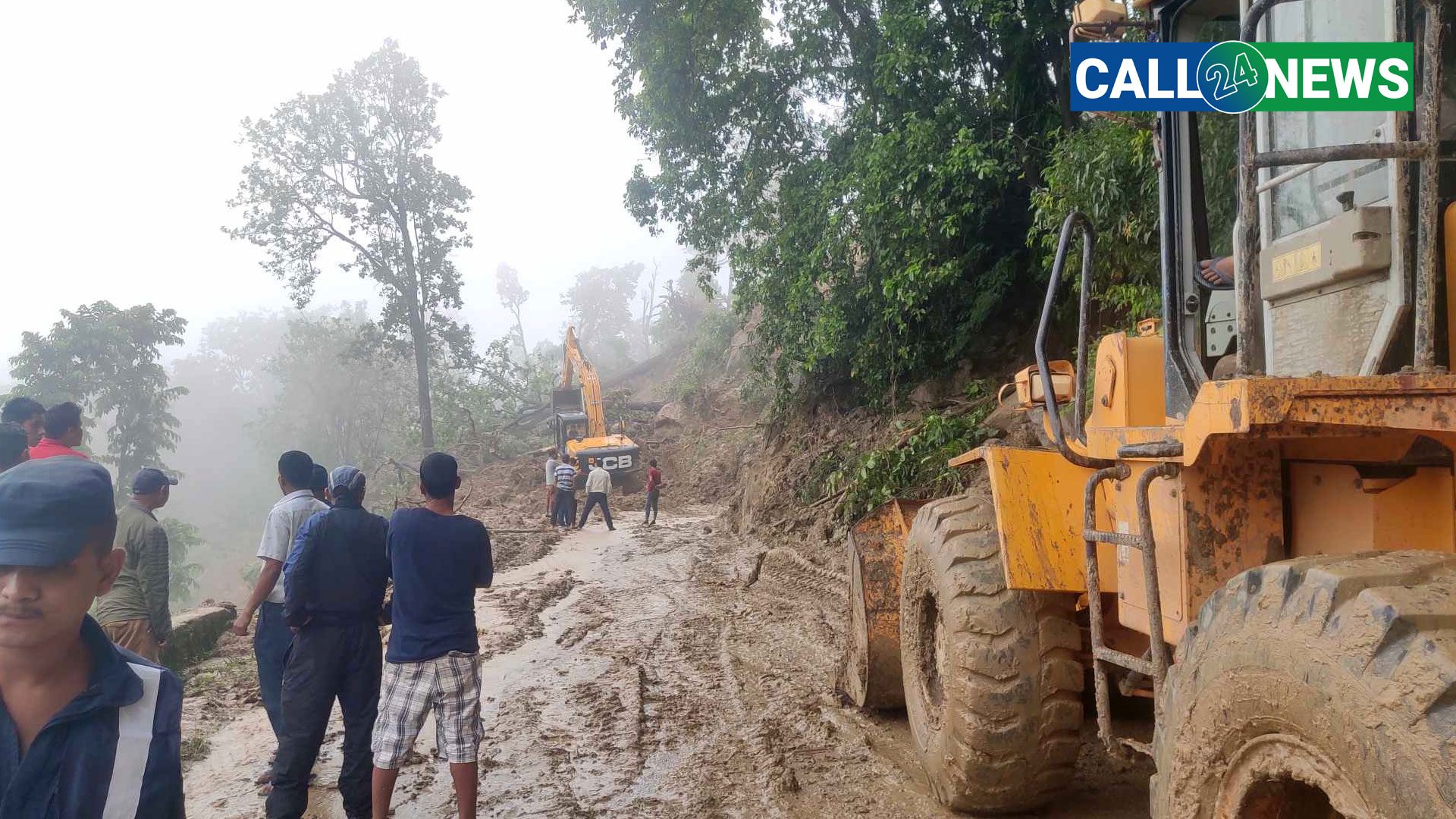 बुढीतोलामा अवरुद्ध भीमदत्त राजमार्ग आंशिक रुपमा सुचारु