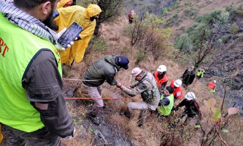 ट्याक्सी दुर्घटना हुँदा १० जनाको मृत्यु