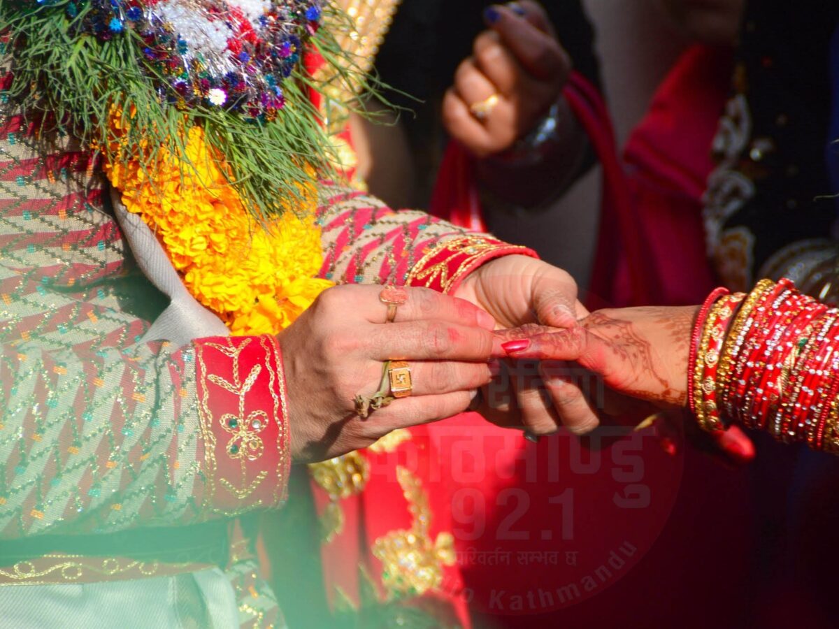 १२ वर्षीय नाबालिगले गरे ७२ वर्षीय पुरुषसँग बिहे, बालिकालाई पाँच लाखमा बेचे ठहर