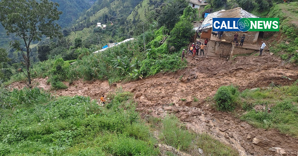 अविरल बर्षाका कारण खसेको पहिरोले बैतडीमा ९ परिवार विस्थापित