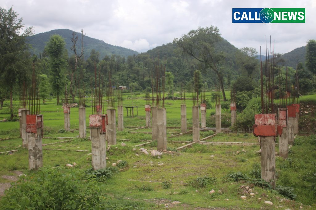 आलिताल अस्पतालमा पिल्लर मात्रै हालेर निर्माणको काम अलपत्र